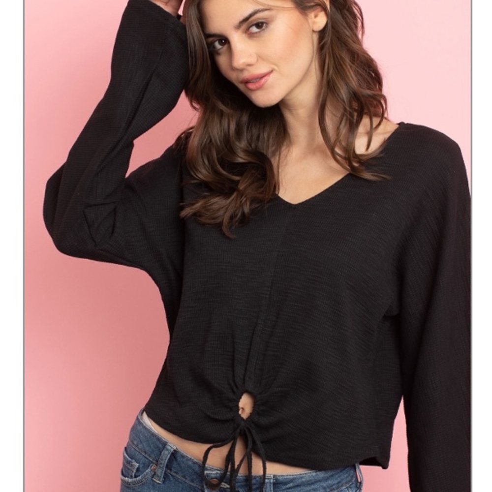 Long wide sleeve V-neck tie waist keyhole top